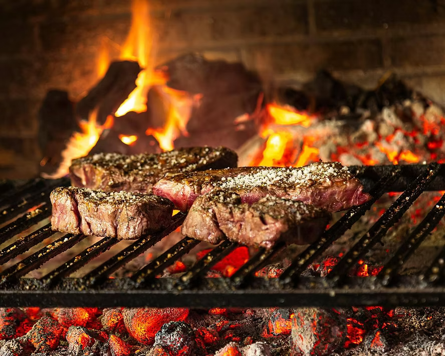 The-Ultimate-Guide-to-BBQ-Rubs-How-to-Choose-Use-and-Make-Your-Own  Mathews BBQ Supply